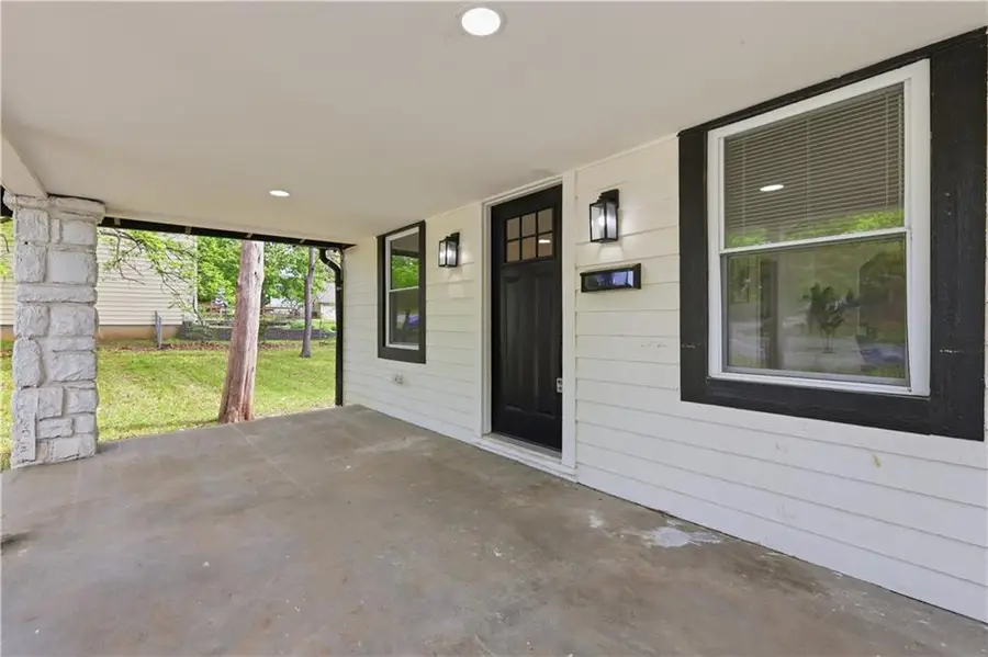 6017 Mastin Street, Merriam, KS 66203 - #2