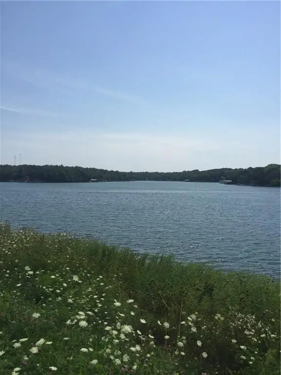 9 Fishing Lake Drive, Mound City, KS 66056