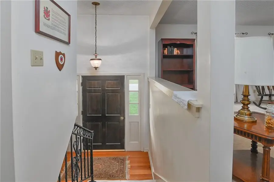 5816 Whispering Oaks Lane, Kansas City, MO 64152 - #3