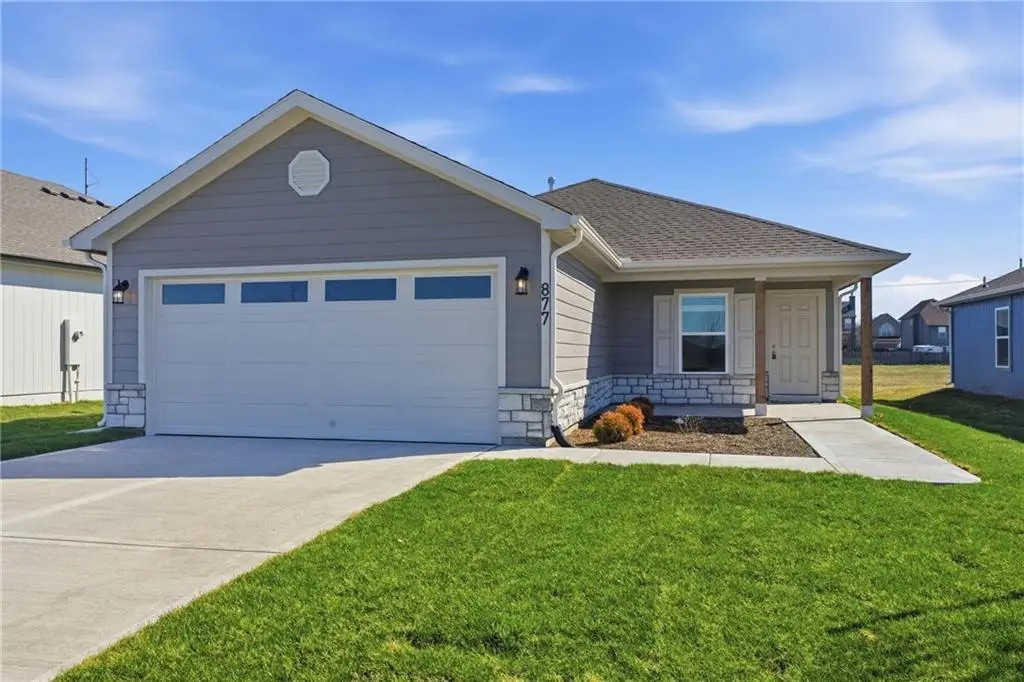 468 Valley View Drive, Tonganoxie, KS 66086 - #1