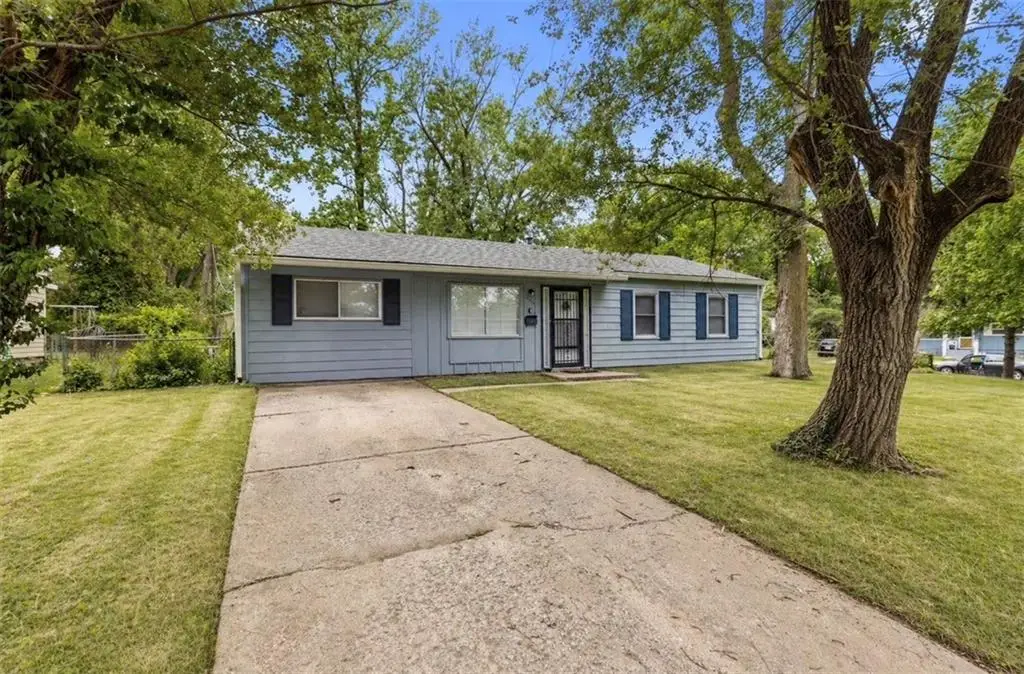 9200 Stark Avenue, Kansas City, MO 64138 - #1