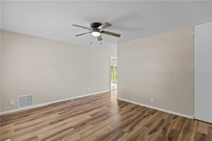 9200 Stark Avenue, Kansas City, MO 64138 - #3