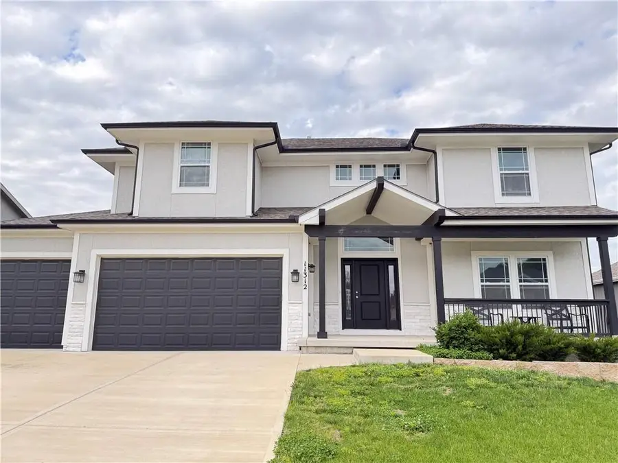 11312 Yecker Avenue, Kansas City, KS 66109 - #2