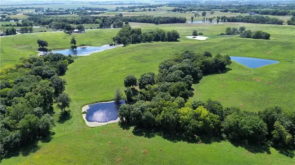 0000 Meadow Lane Road, Richmond, MO 64085