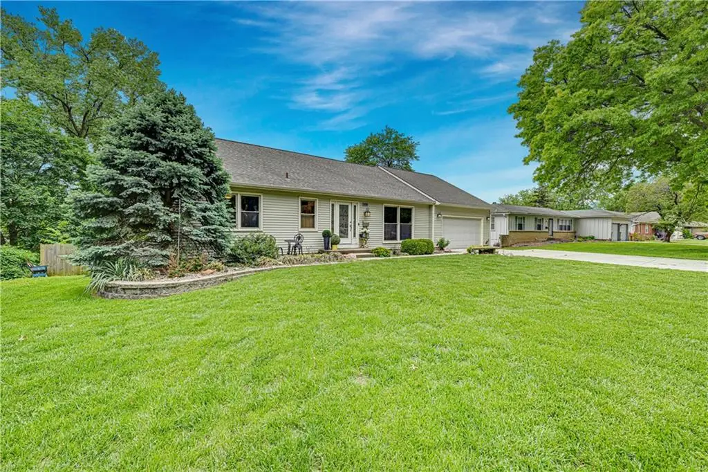 6501 W 94th Terrace, Overland Park, KS 66212 - #1