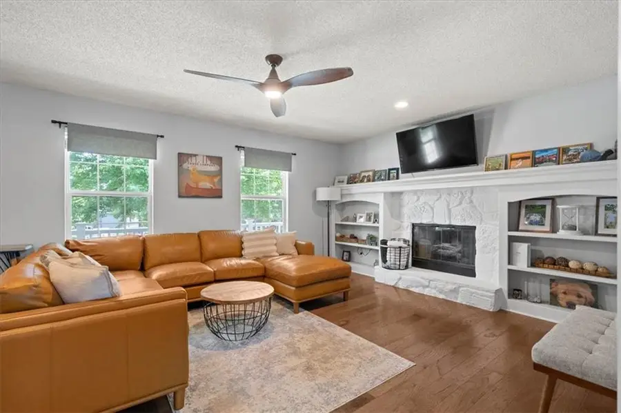 21719 W 51st Terrace, Shawnee, KS 66226 - #3