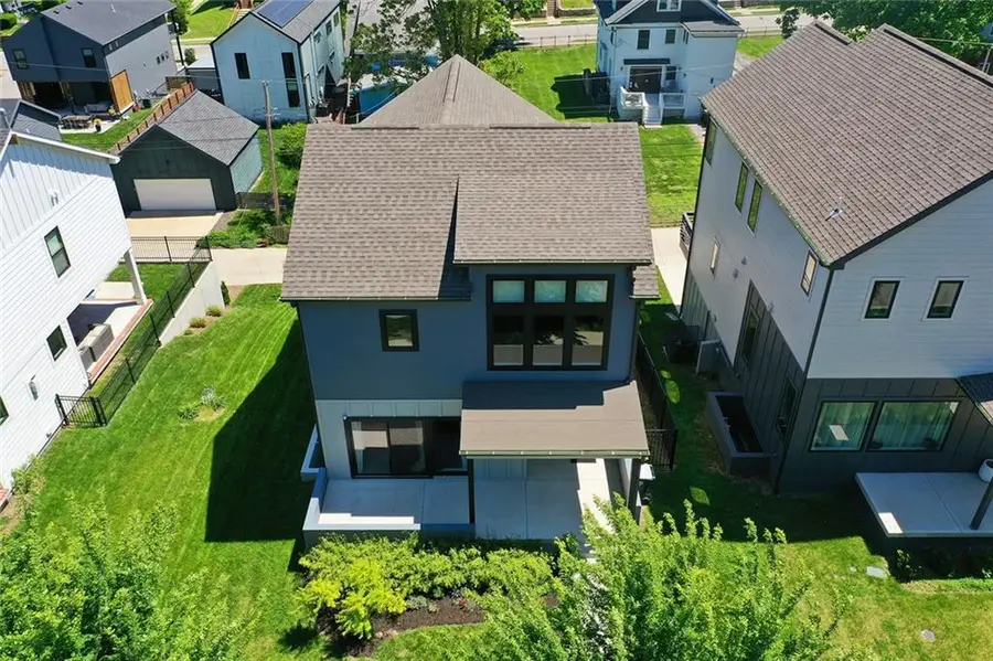 2609 Forest Avenue, Kansas City, MO 64108 - #3