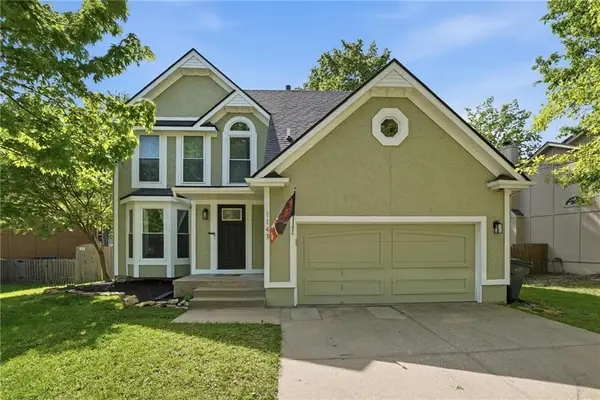 1147 E Sheridan Bridge Lane, Olathe, KS 66062