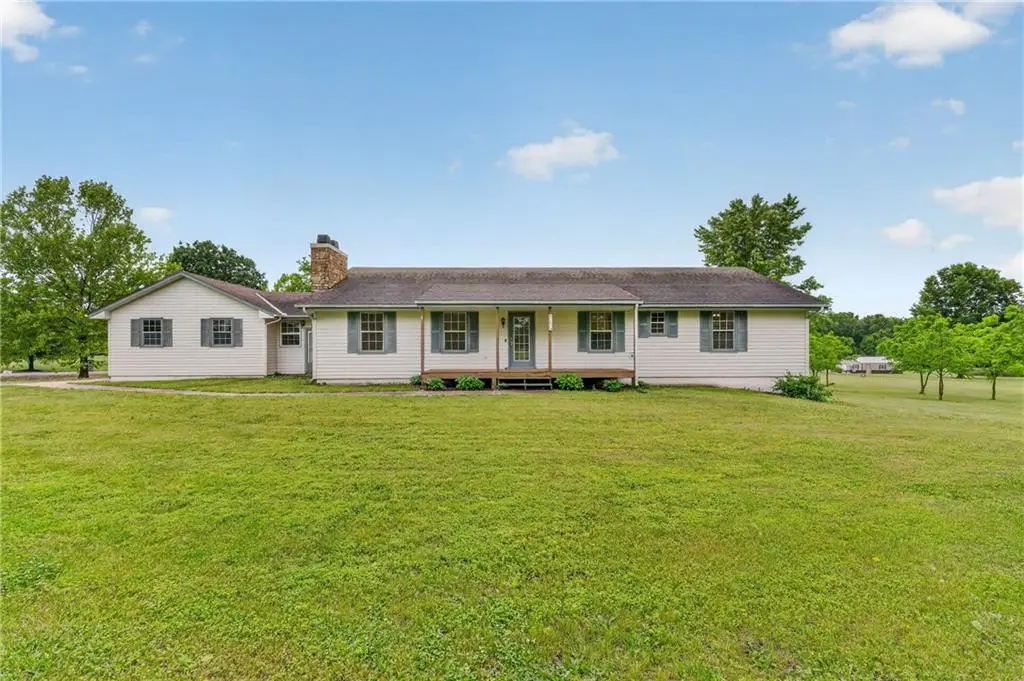 14203 E 198th Street, Peculiar, MO 64078 - #1