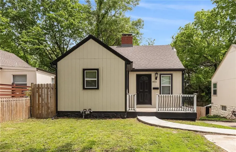 6821 Bellefontaine Avenue, Kansas City, MO 64132 - #3