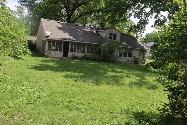 5111 W 66th Street, Prairie Village, KS 66208 - #3