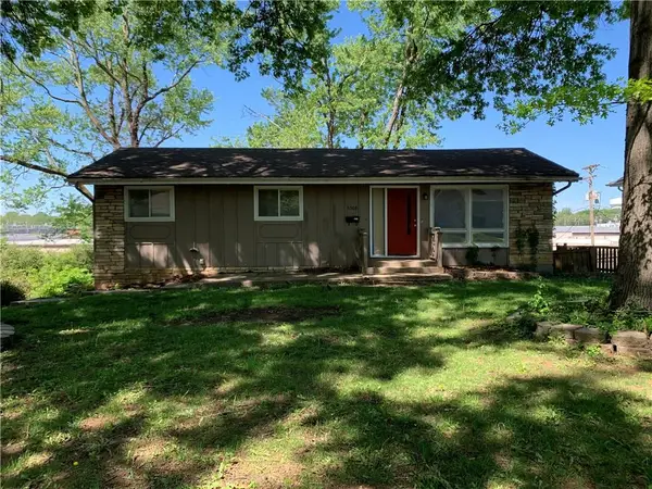 6508 Hardy Avenue, Raytown, MO 64133