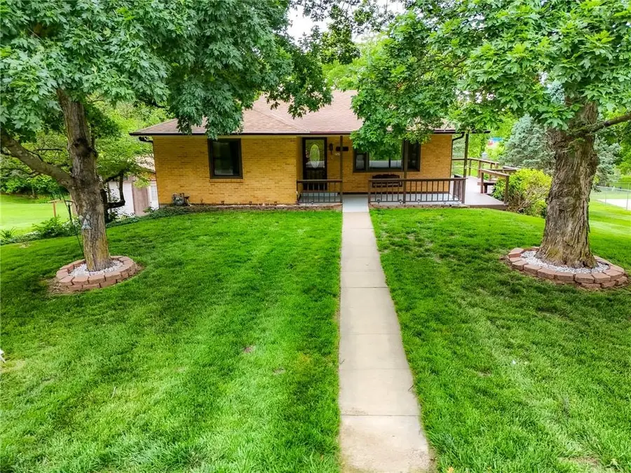 2628 S 39th Terrace, Saint Joseph, MO 64503 - #3