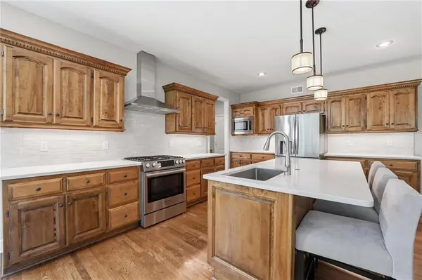 4910 W 155th Terrace, Overland Park, KS 66224