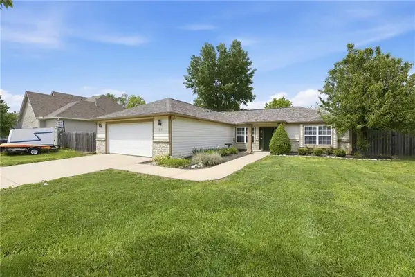 218 Hillside Drive, Baldwin City, KS 66006
