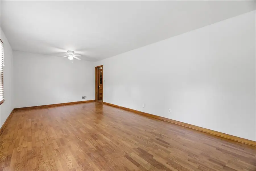 8901 Craig Drive, Overland Park, KS 66212 - #3