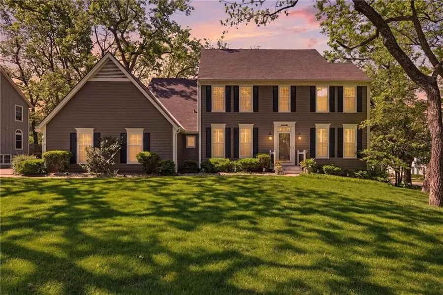 11203 W 124th Street, Overland Park, KS 66213 - #2