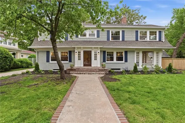 6117 Morningside Drive, Kansas City, MO 64113
