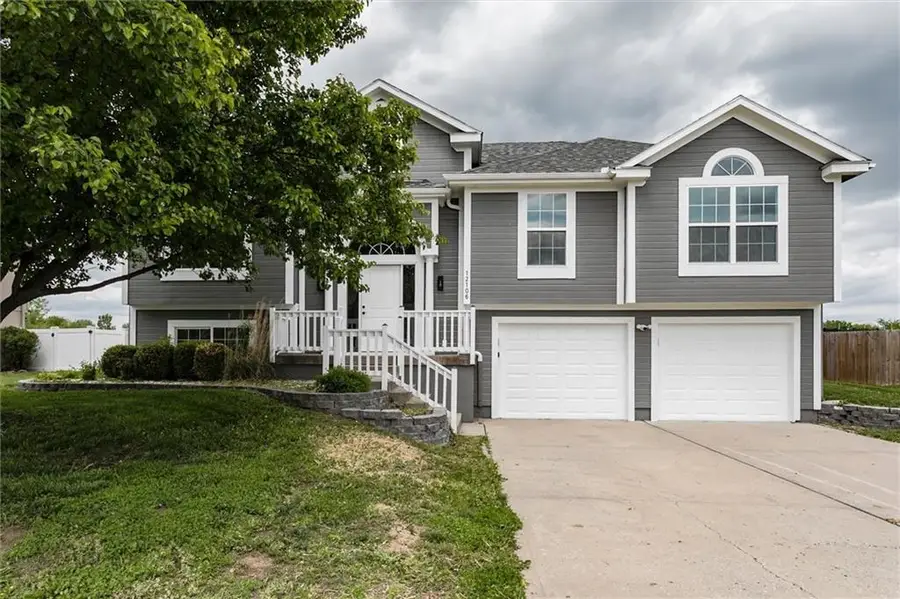 12106 E 214th Street, Peculiar, MO 64078 - #3