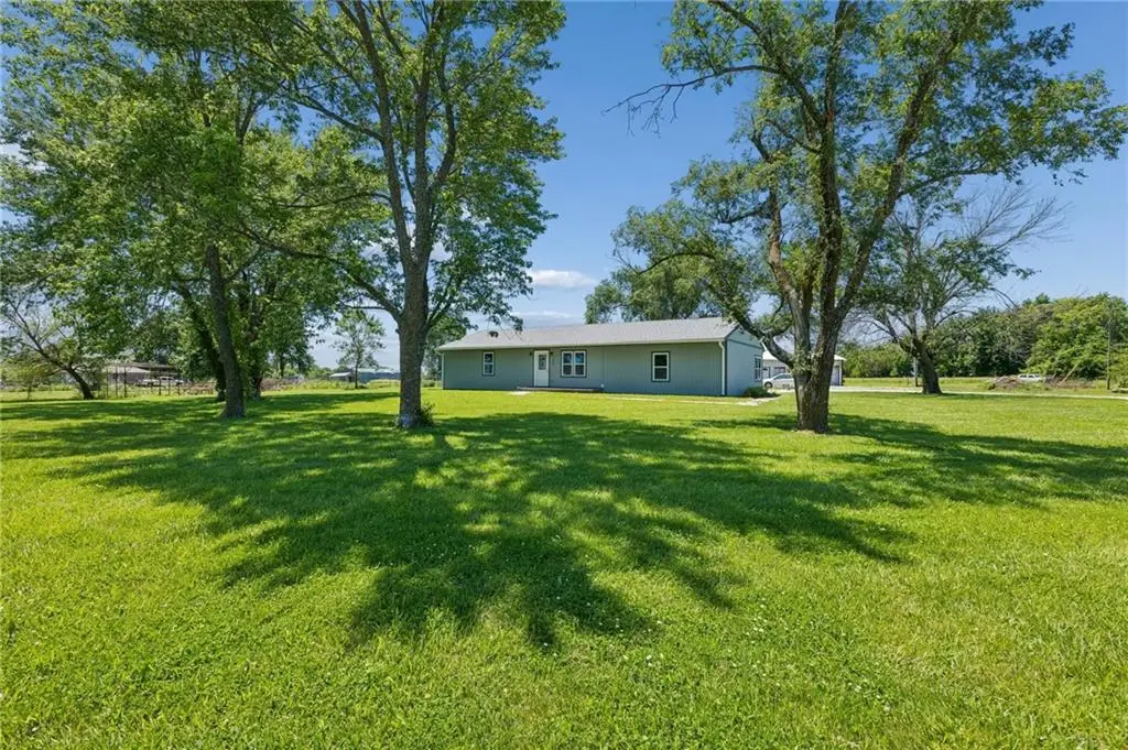 29604 S Old 7 Highway, Garden City, MO 64747 - #1