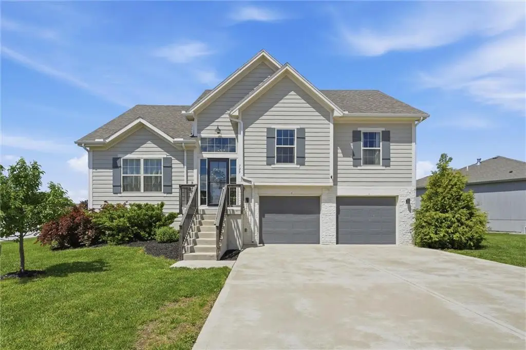 729 Juniper Drive, Blue Springs, MO 64014 - #1
