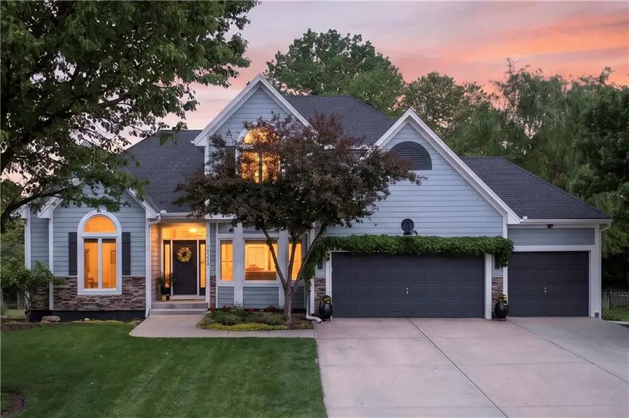 18224 153rd Street, Basehor, KS 66007 - #2