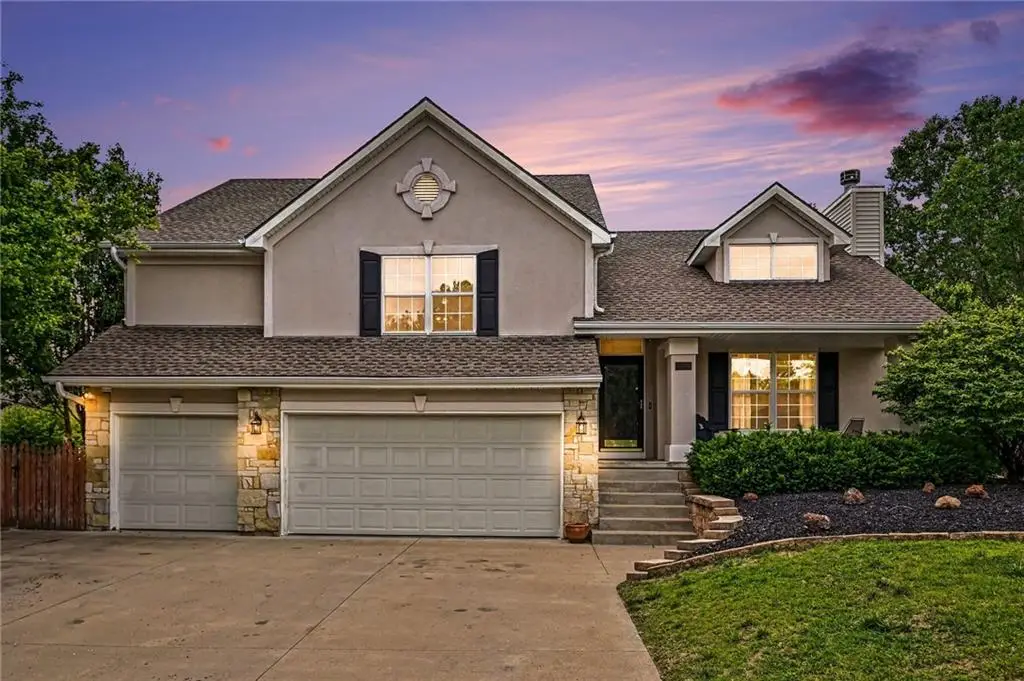4304 Kensington Drive, Saint Joseph, MO 64506 - #1