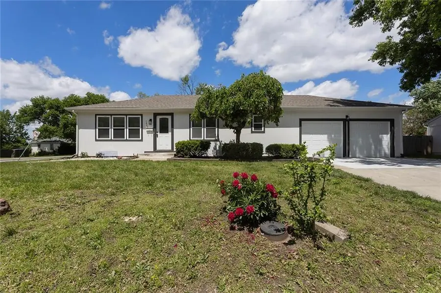 1400 E Loula Street, Olathe, KS 66061 - #2