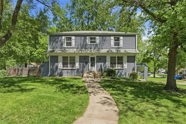 13223 Park Lane, Grandview, MO 64030