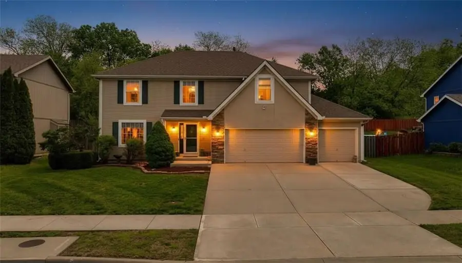 4801 Edgehill Street, Leavenworth, KS 66048 - #2