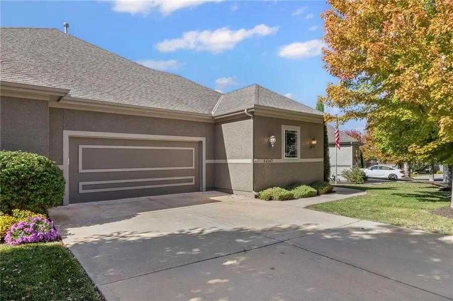 24547 W 110th Street, Olathe, KS 66061 - #2