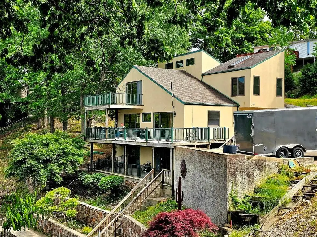 569 Sunrise Acres Pt Point, Sunrise Beach, MO 65079 - #1