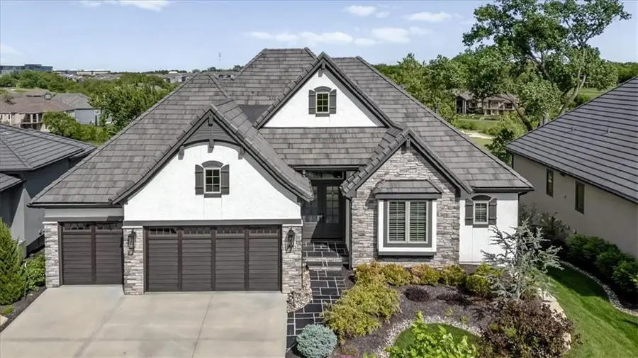 9333 Cottonwood Canyon Drive, Lenexa, KS 66219 - #2