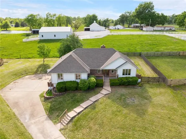 1008 Remington Court, Lee's Summit, MO 64086