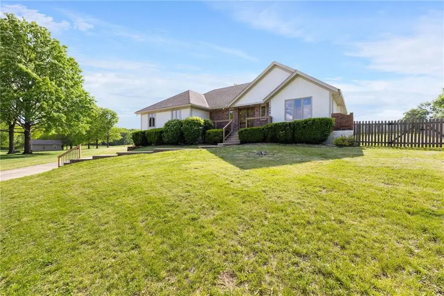 1008 Remington Court, Lees Summit, MO 64086 - #3