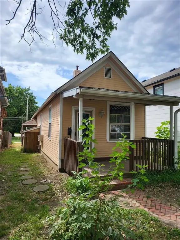 903 Osage Street, Leavenworth, KS 66048 - #2