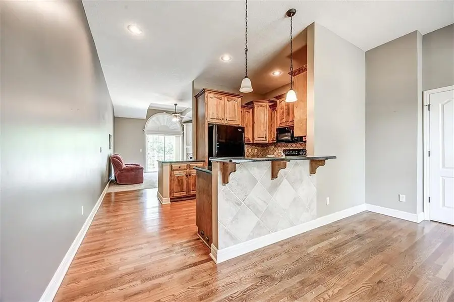 15821 W 62nd Street, Shawnee, KS 66217 - #2