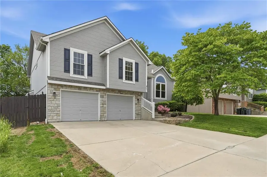 361 Ash Lane, Lansing, KS 66043 - #2