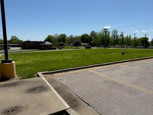 17830 E Bundschu Road, Independence, MO 64056 - #2