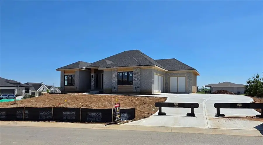 23905 W 112th Terrace, Olathe, KS 66061 - #2