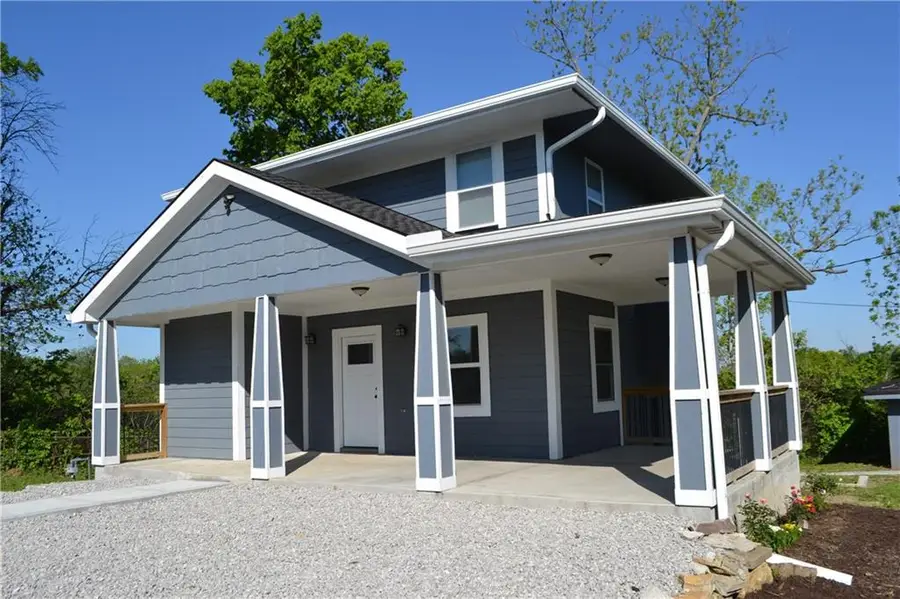 7330 Ozark Road, Kansas City, MO 64129 - #3