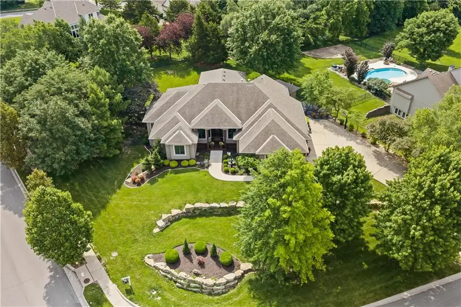 319 NW Rockwood Court, Lees Summit, MO 64081 - #3