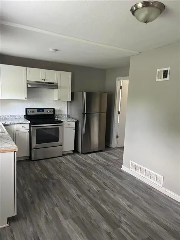 6146 Parkview Avenue, Kansas City, KS 66104 - #2