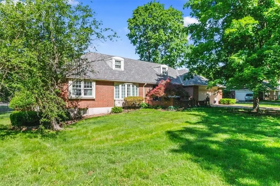 3522 S Delaware Avenue, Independence, MO 64055 - #3
