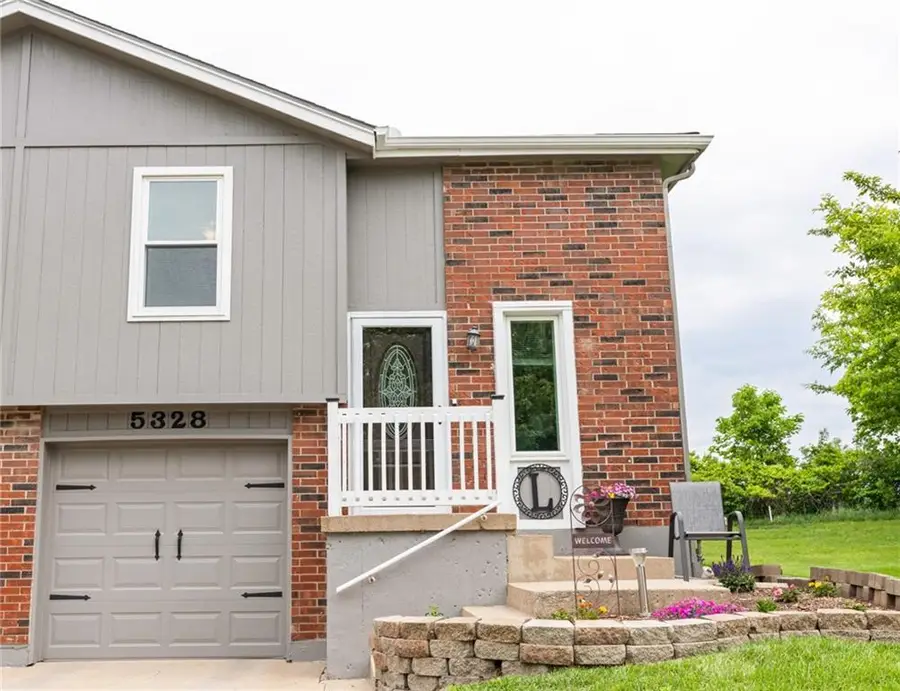5328 NW 87th Court, Kansas City, MO 64154 - #2
