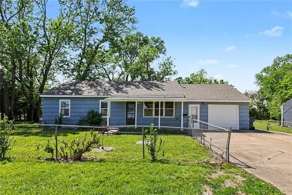 1037 S Brockway Street, Olathe, KS 66061