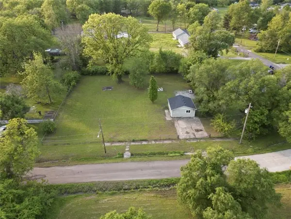 523 Howard Street E, Sedalia, MO 65301