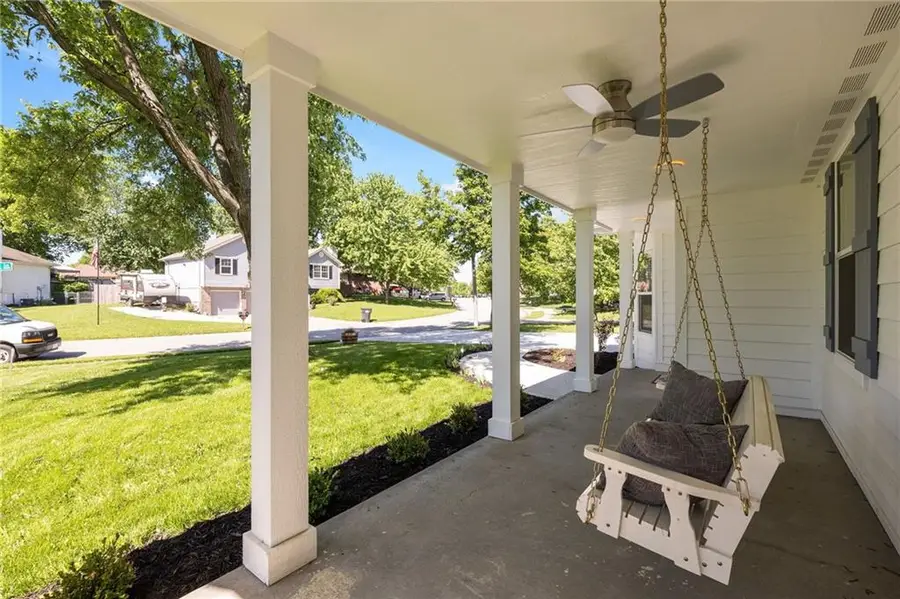 800 Stone Brook Lane, Grain Valley, MO 64029 - #2