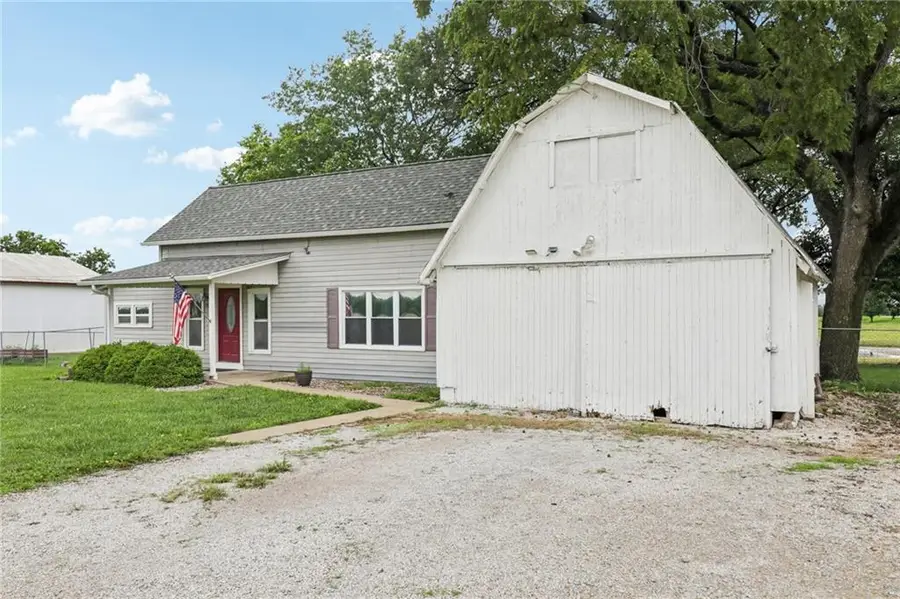 307 E 1100 Road, Baldwin City, KS 66006 - #3