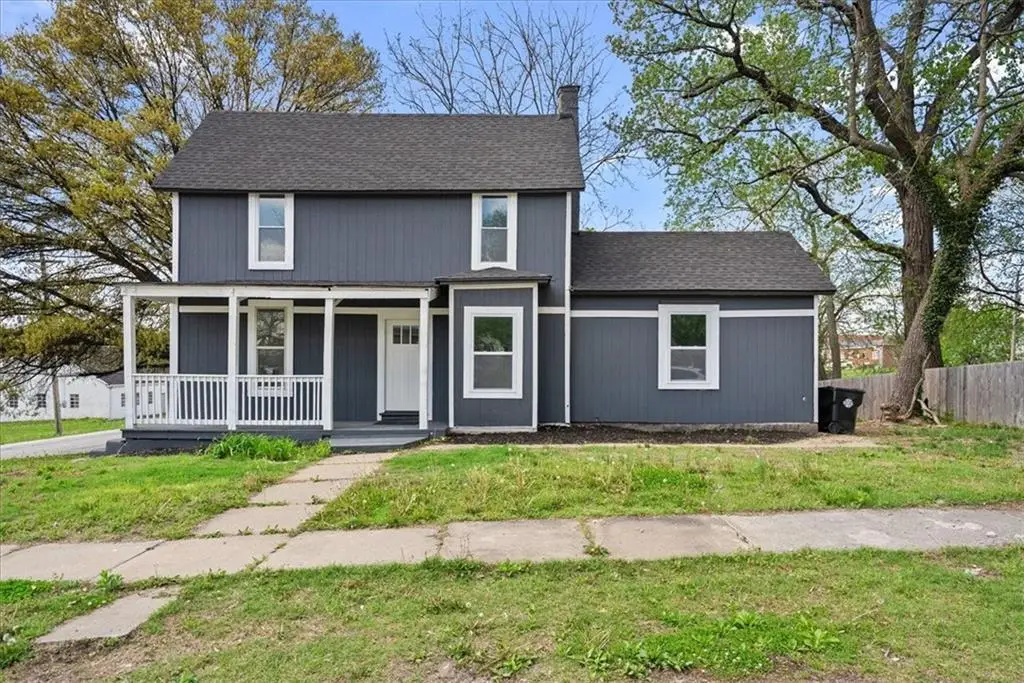 125 S Cambell Street, Pleasant Hill, MO 64080 - #1